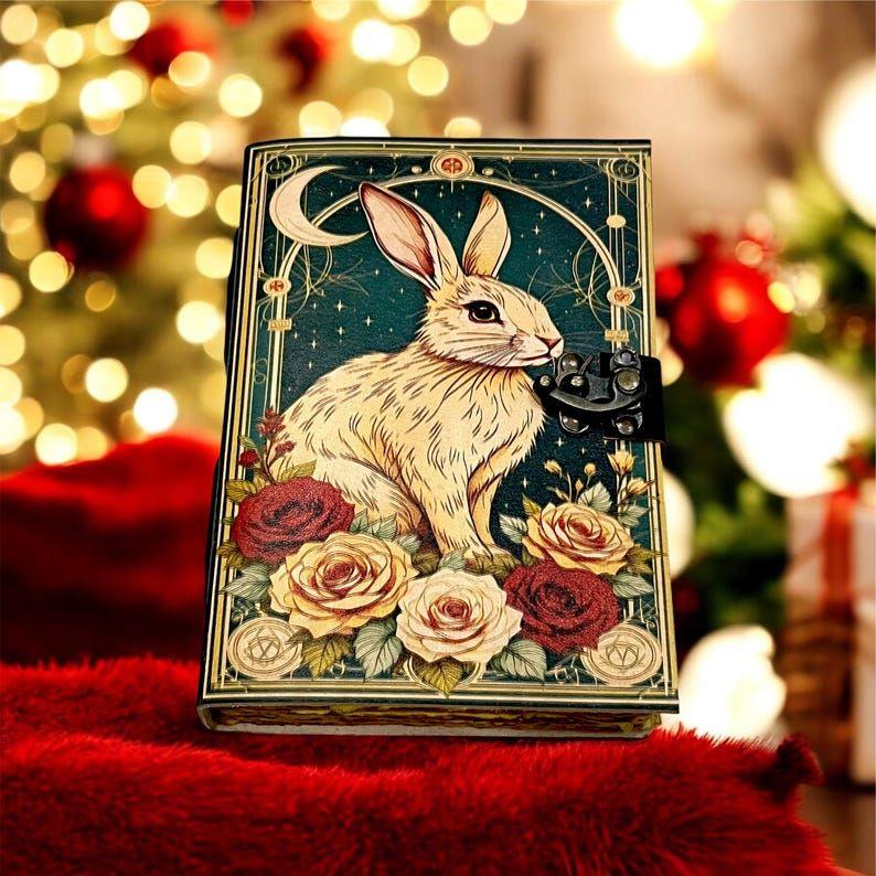 

Вінтажна щоденник Кролик з дизайном Троянди та Місяць | Щоденник із замком | Ручний блокнот 7 x 5 inch / 100 page