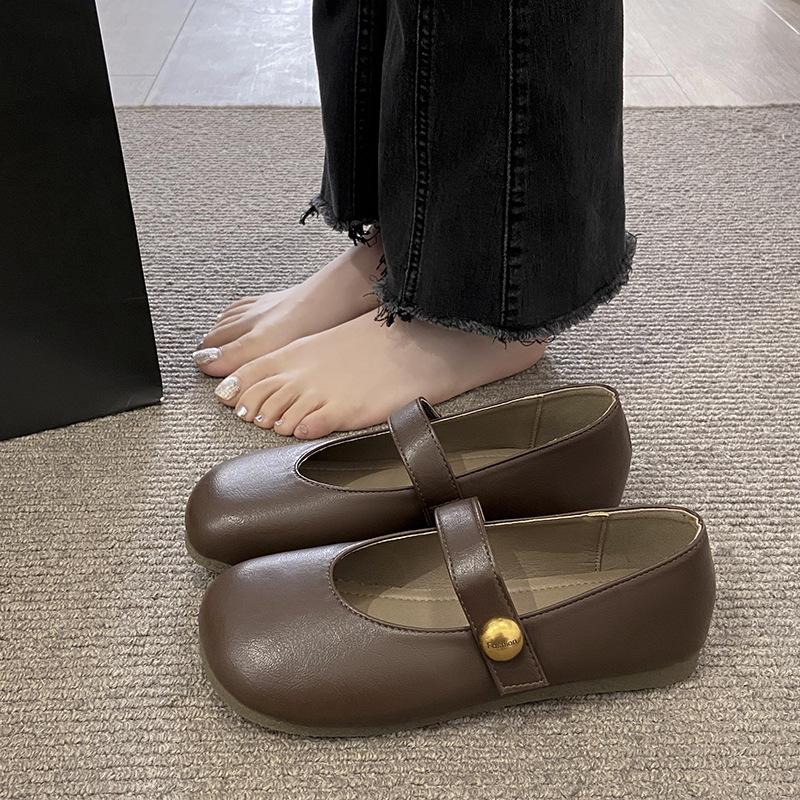

Туфли Мэри Джейн на липучке женские модели весна-осень 2025 года на плоской подошве с мелким вырезом одинарные туфли на мягкой подошве Doudou маленькие кожаные туфли 40 коричневый