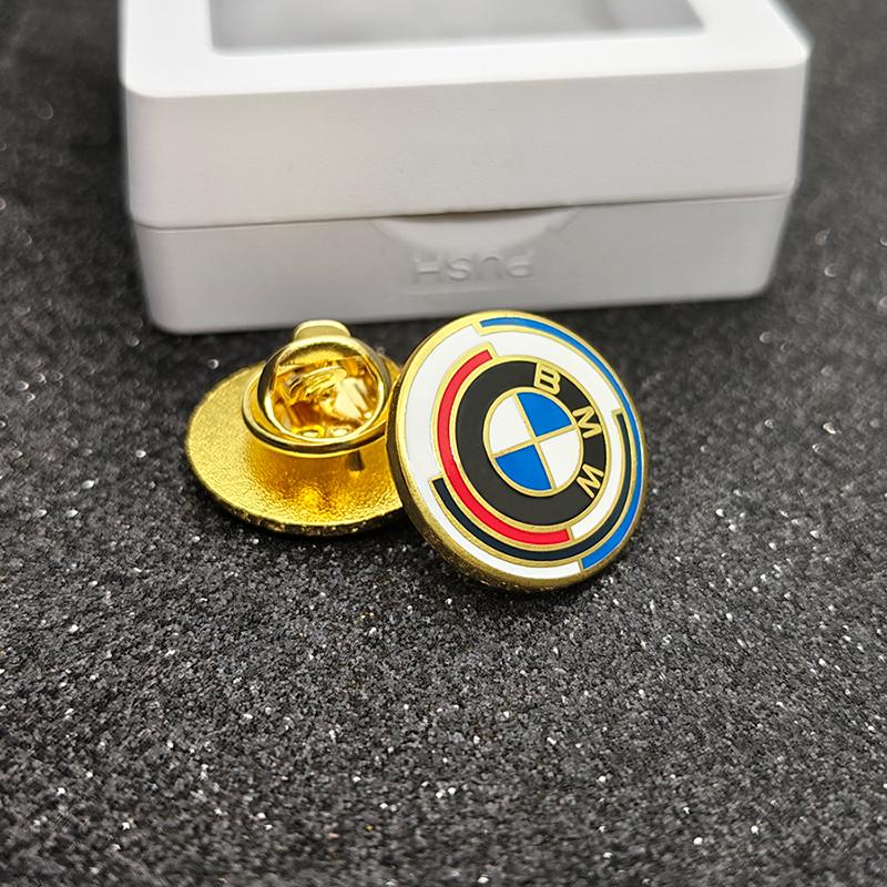 For BMW 50th E36 E39 E46 E60 Retro Handmade DIY Wallet Backpack Clothing Waistband Decorative Buckle Car Badge Shield Accessorie Sdvr52