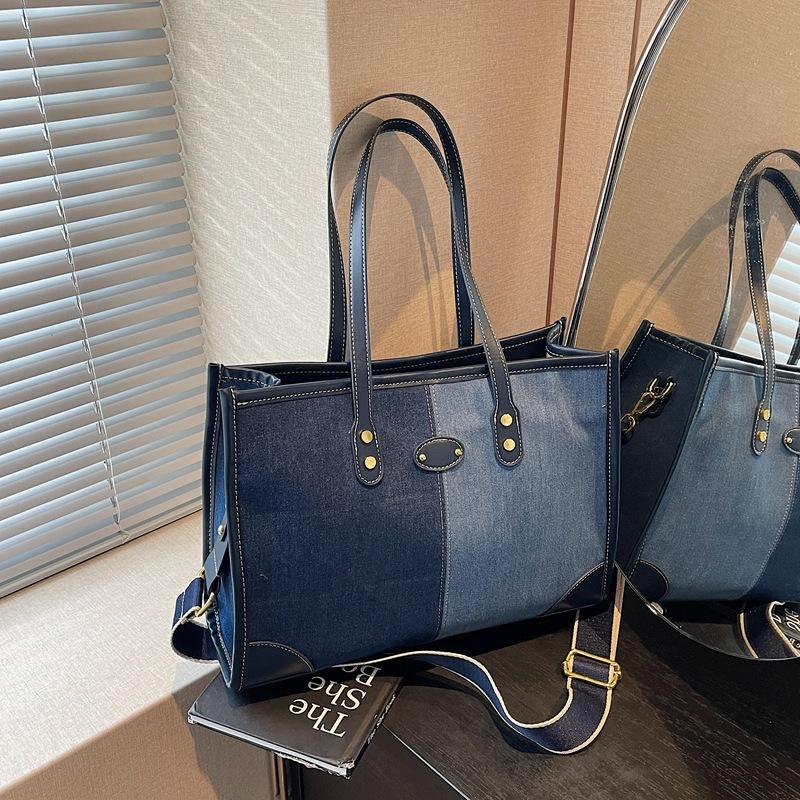 

Вместительная сумка кроссбоди женская новая модная сумка-тоут контрастная джинсовая сумка на плечо темно-синий