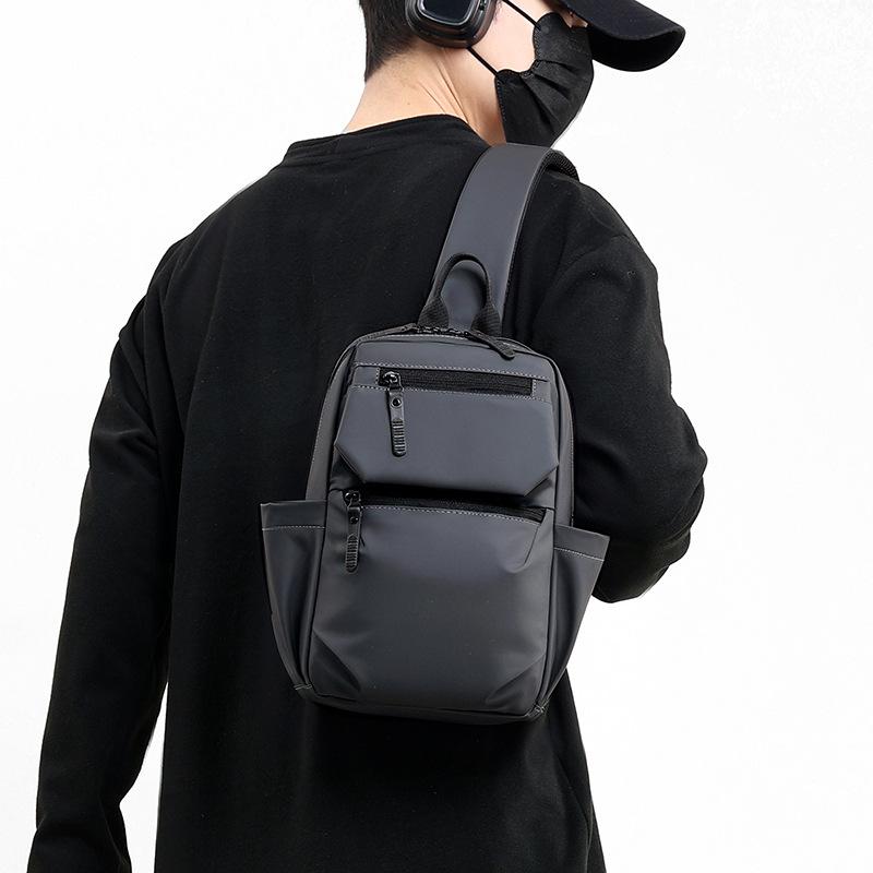 Men's Large Capacity Chest Bag Lightweight Waterproof Outdoor Sports Bag Multi-Power Crossbody Bag