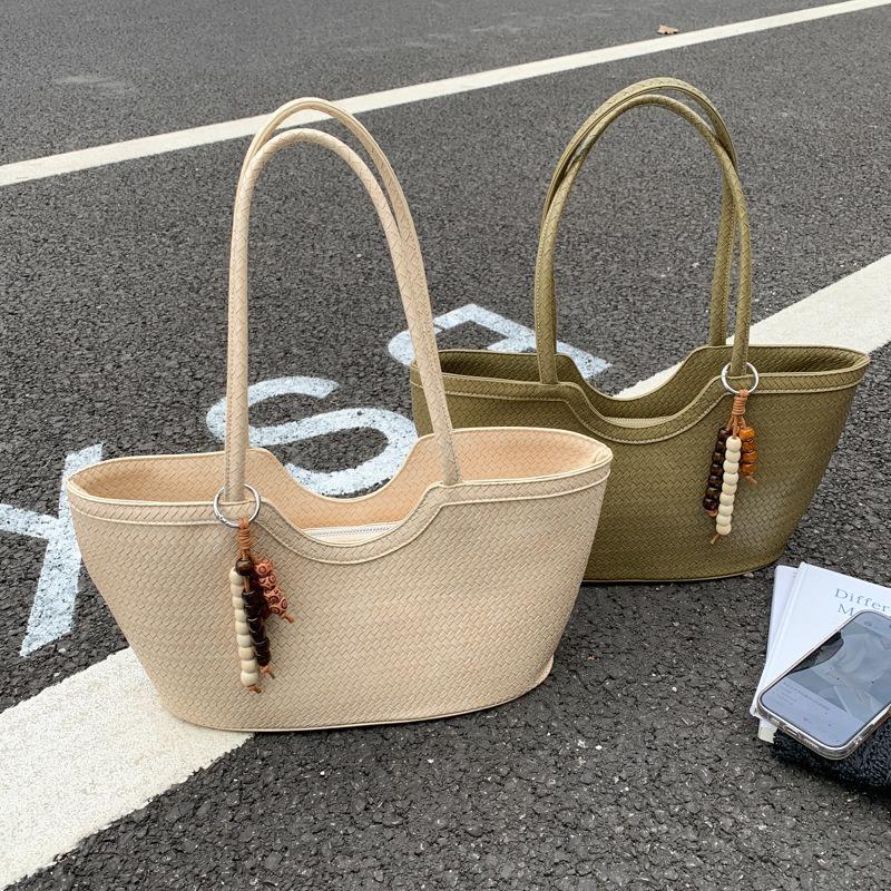 Summer new large-capacity tote bag solid color fashionable and popular woven bag shoulder bag underarm bag