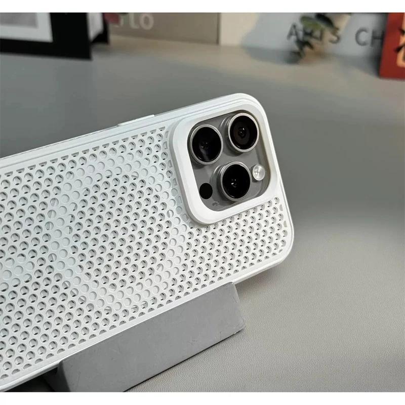Luxury Dissipate Heat Magsafe Phone Case For For Iphone 11 12 13 14 15 16 Pro Max Plus Magnetic Shockproof Bumper Cases Cover