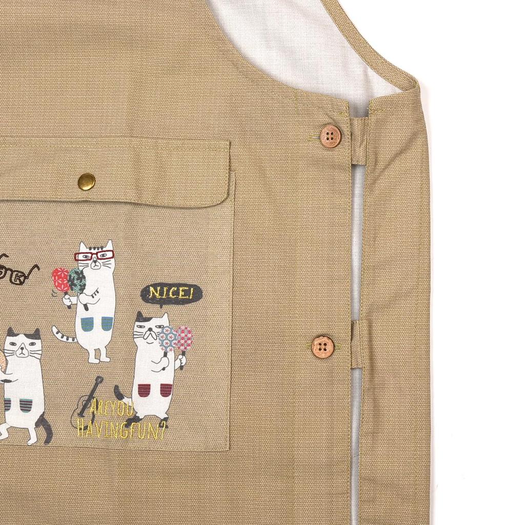 Nekomaruke apron with buttons on both [Kusuguru Japan] sides, 258002, beige, M-L