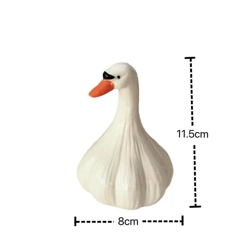 1PC Hot Selling Ugly and Cute Garlic Duck Resin Craft Key Storage Cute Healing Series Office Decompression Ceramic Duck Ornament
