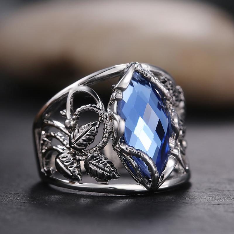 Huitan Fashion Wide Women Ring for Party Daily Wearable Zircon Noble Rhombus Cut Blue Horse Eye Drill Stone Hollow Leaf  Rings