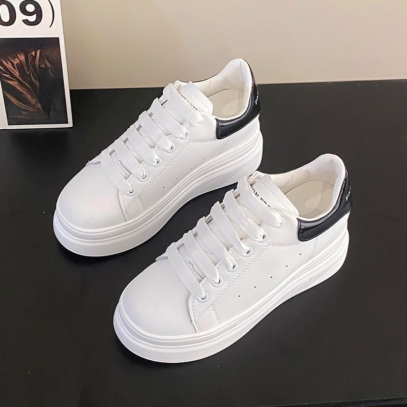 2025 Spring and Autumn New Popular Fashion Little White Shoes Women's Versatile Small Inner Height Increase 7cm Sports and Leisure Board Shoes