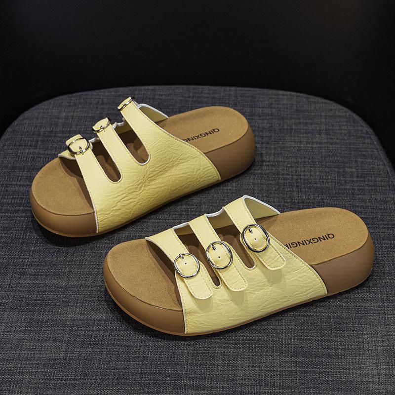 Korean Style Three-breasted Thick-soled Slippers Women's 2025 Summer New Outer Wear Casual Versatile Beach Shoes Non-slip Women's Slippers