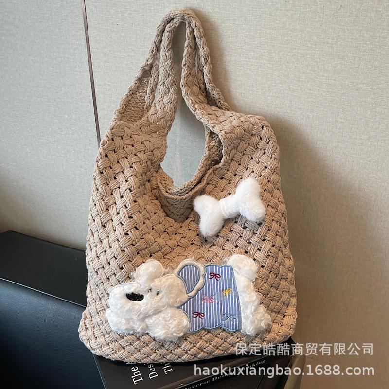 Large Capacity Knitted Woven Bag Women's Autumn and Winter 2025 New Versatile Shoulder Shopping Bag Cartoon Commuter Tote Bag