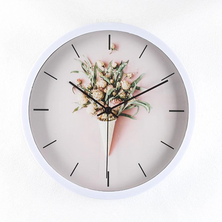 

Простые, Свежие, Четкие Шрифты, Электронные Часы, Персонализированные, Креативные, Точные, Бесшумные Кварцевые Часы White cone white frame