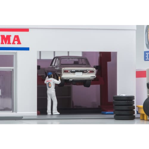 Tomicarama Vintage 1/64 Scale 05a Tire Shop (Yokohama Tire) Miniature Car Accessories, ABS Resin, Finished Product