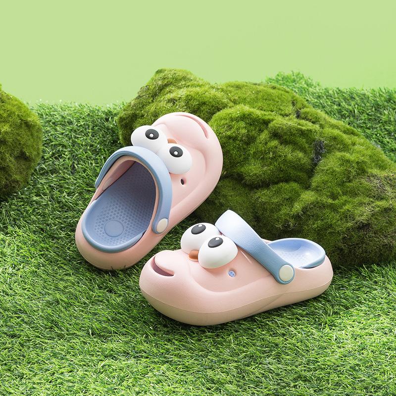 EVA Children's Slippers Boys and Girls Cute Big Eyes Cartoon  Medium Older Children Wear Soft-soled Cool Slippers