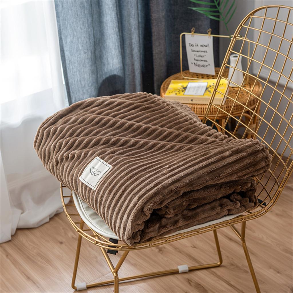 LOVE HOME Flannel Fleece Blanket Soft Plush Throw Blanket Lightweight Cozy Bed Blanket for Living Room Bedroom 180x200cm