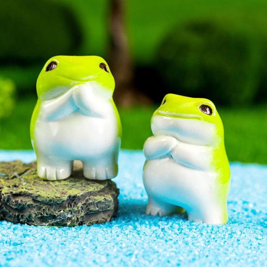Yousheng Mini Resin Frog Figurine Small Little Animal Ornament Cartoon Miniature Frog Statue for Micro Fairy Garden Landscape DIY Terrarium Crafts