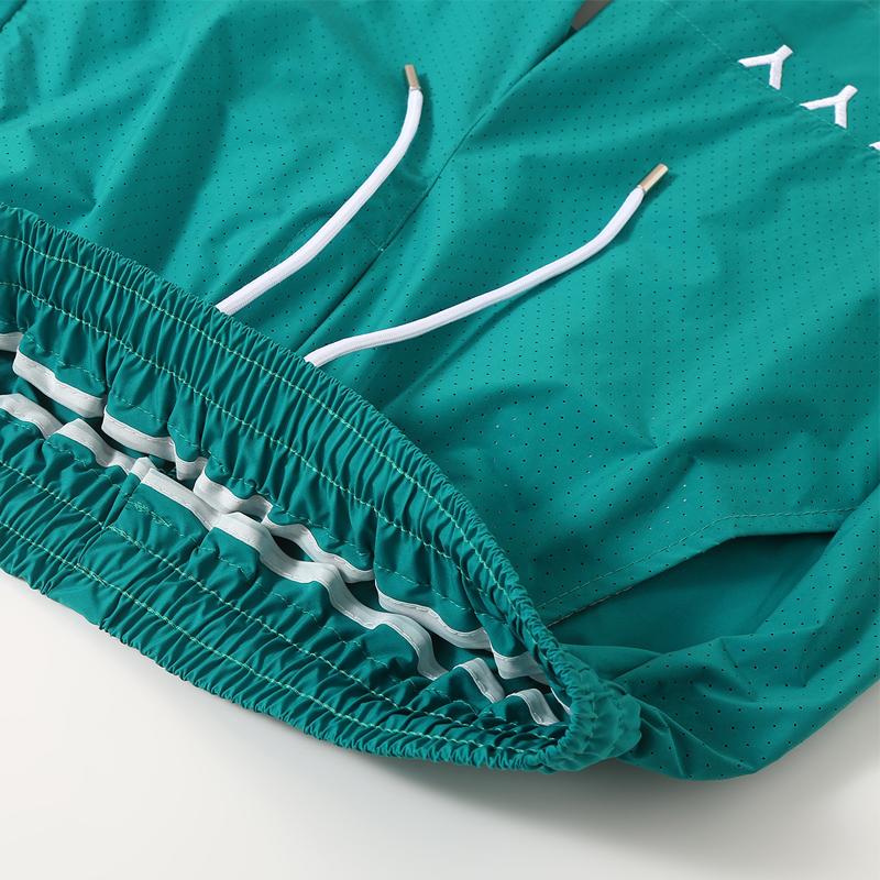 Men's Streetwear Perforated Shorts, Elastic Waist Quick Dry Casual Summer Shorts (M-5XL)