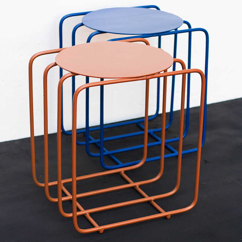 Modern Minimalist Iron Side Table Creative Luxury Small Metal Coffee Table for Small Apartments Baking Paint Finish