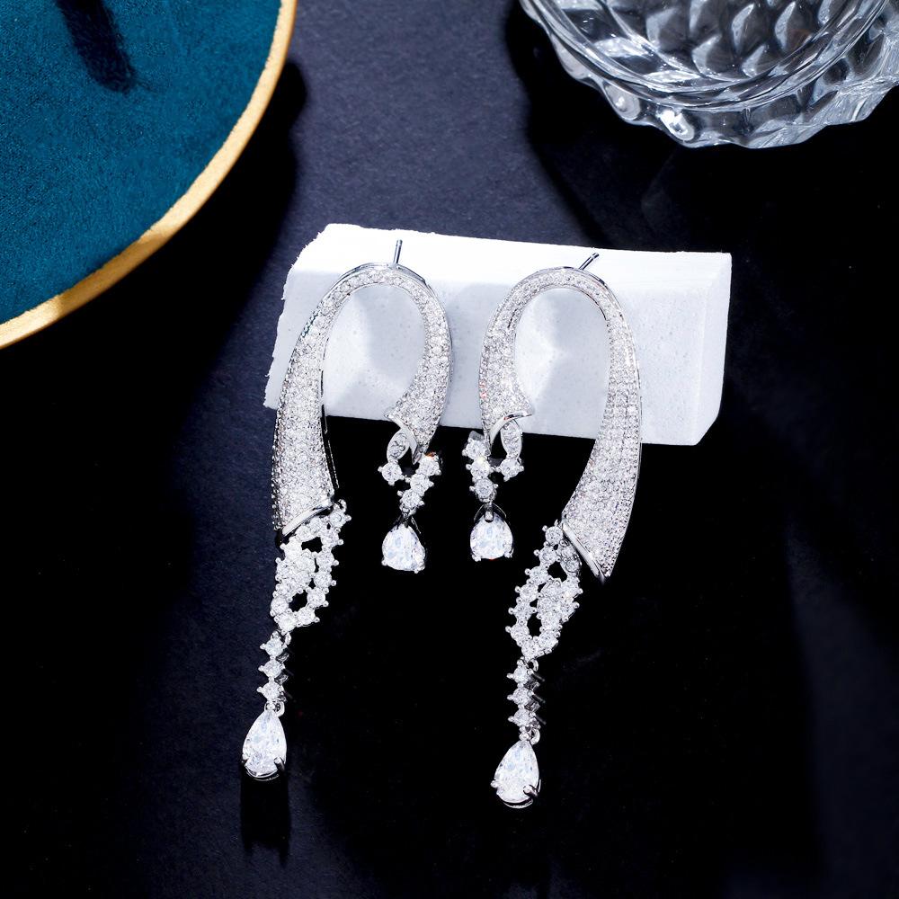 E0244 Personality Ear Jewelry Women'S Long Shiny Zircon Earrings