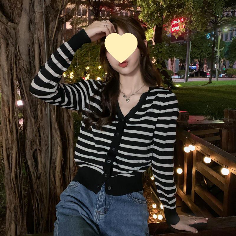 Korean Striped Cropped Knit Cardigan: Retro V-neck Spring Top Women's Fashion