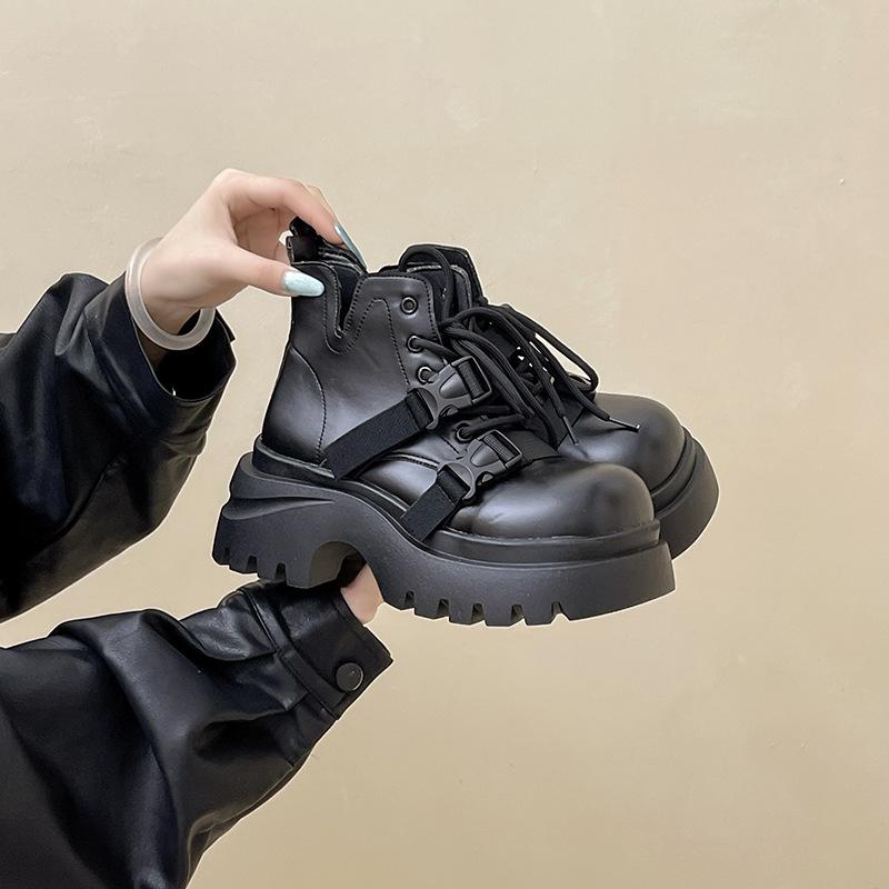 

Niche design platform Martin boots women s 2025 autumn and winter new small British style short sweet cool locomotive fashion boots 39 матовый черный