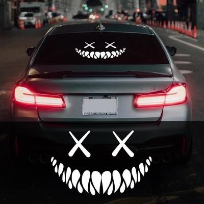 Demon Smiling Face Auto samolepky na zadní sklo Cool styl karoserie auta Vodotěsná dekorace Vinylové samolepky na okna automobilu