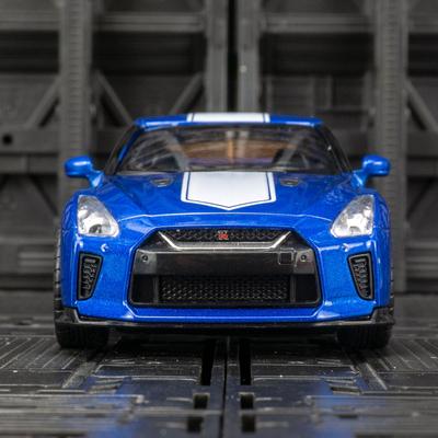 Simulation Japanese R35 Alloy GT Sports Car Model Car Ornaments Acousto-optic Huili Children's Toy Car