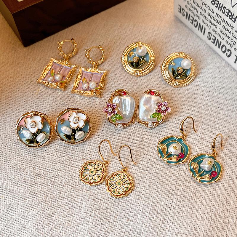 Silbernadel Süßwasserperlen Blumenohrringe - Retro-Design, Leichter Luxusschmuck für Frauen