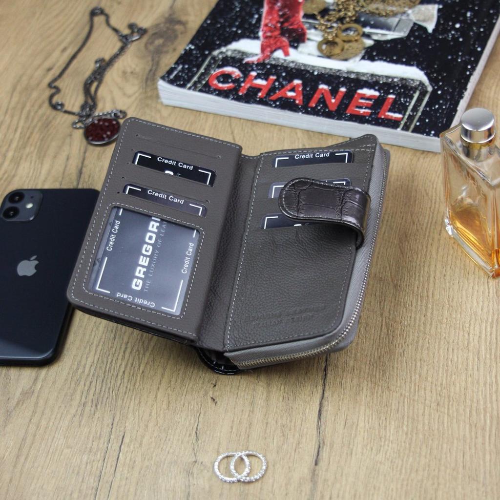 Große klassische Damen-Geldbörse der Marke Gregorio