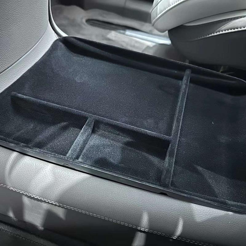 

Suitable for 2025 Zhiji LS7 central control lower storage box car built-in storage box car supplies modification