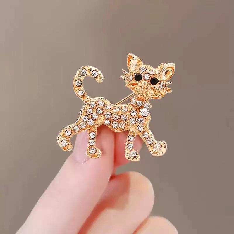 Blume Schmetterling Brosche, Modische High-End Herren- und Damen Anti-Rutsch Nadel Accessoire Geschenk