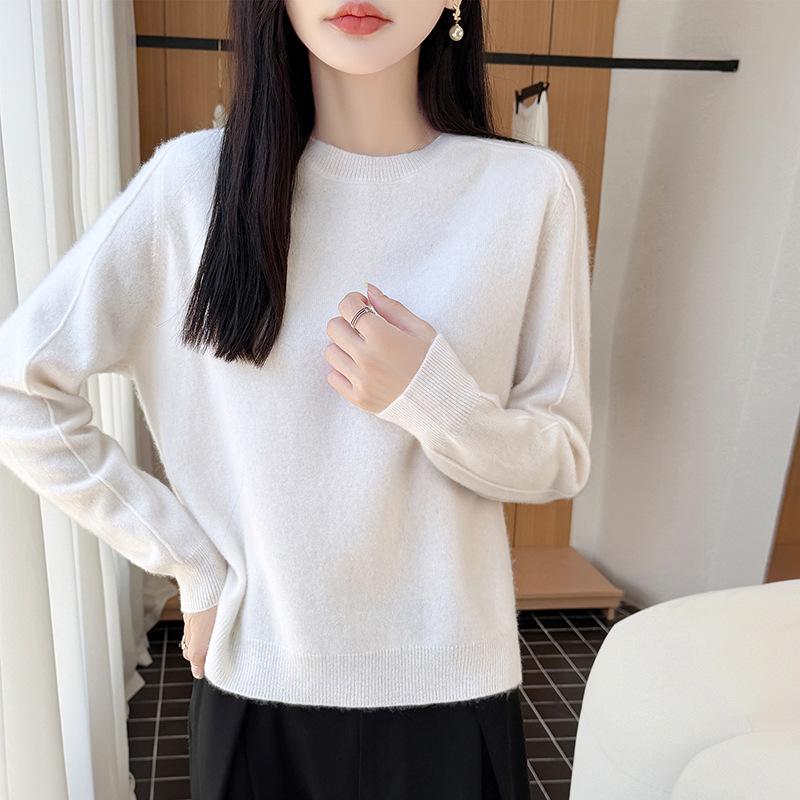 Women's 100% Wool Round Neck Long Sleeve Knitwear - Stylish Slimming Pullover for Autumn/Winter