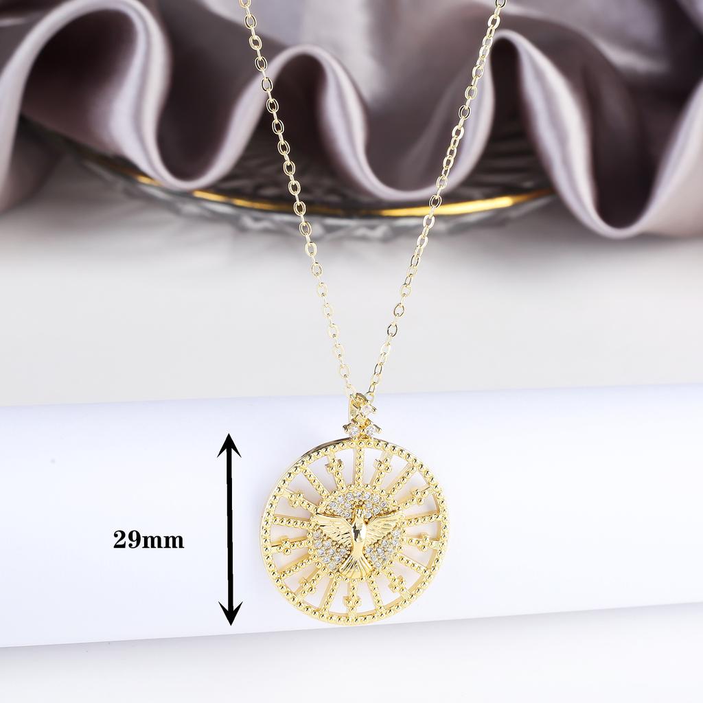 Fashion Trend Shiny Cubic Zirconia Holy Ghost Bird Pendant Necklace Luxury for Man Girl Animal Jewelry Party Gift Daily Wear