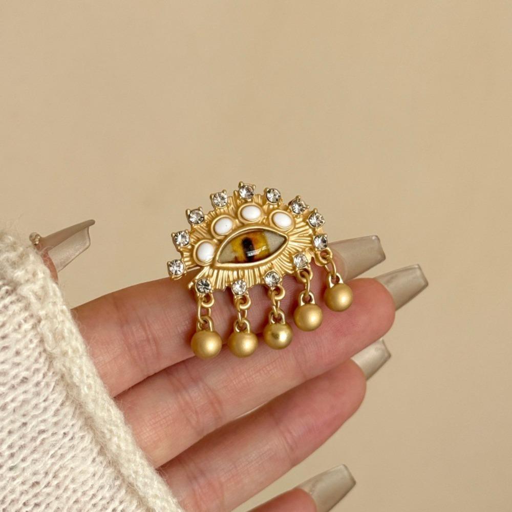 Pearl Demon Eye Ring Geometric Vintage Gold Ring Creative Blue Eyes Ring Friends