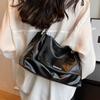 Casual Simple Flip Shoulder Bag Popular Soft Surface Large Capacity Bag Women'S Versatile Chain Tote Bag