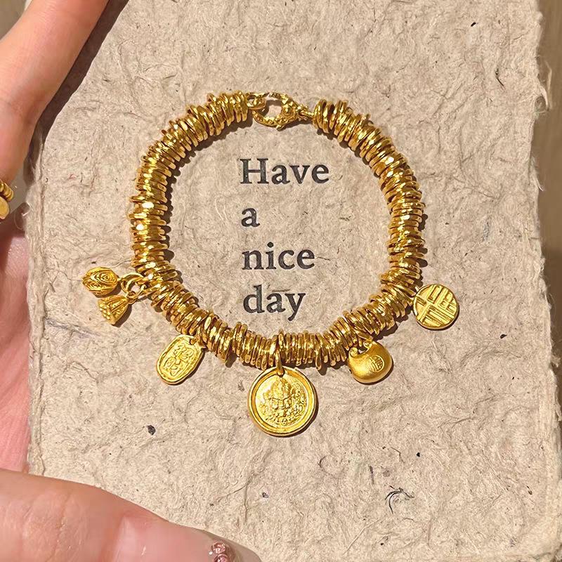 Yellow Wealth God Light Luxury Bracelet: Gold-Plated Beast Woven Rope for Fortune. Perfect Gift for Girlfriend's Birthday.