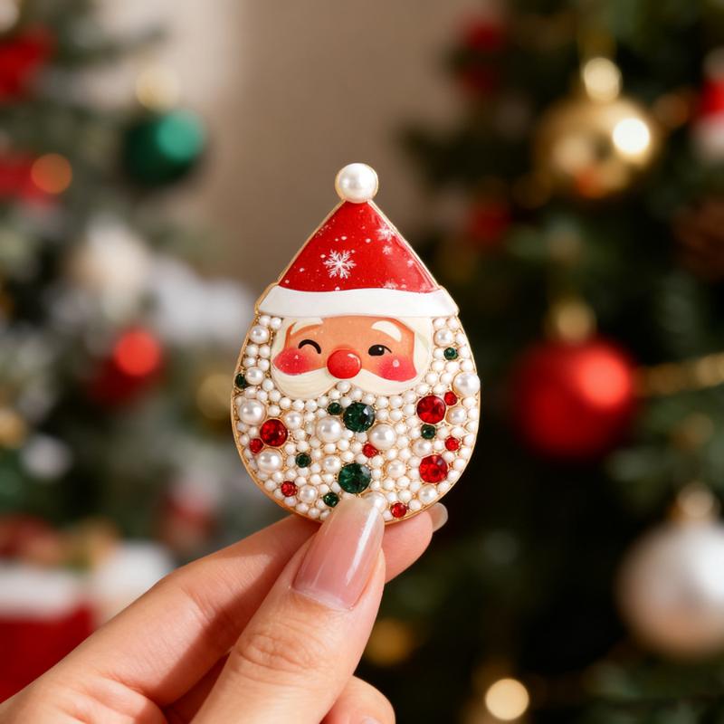 Fashion Luxury Floral Wreath Christmas Series Brooches Women Shirt Coat Accessories Gifts