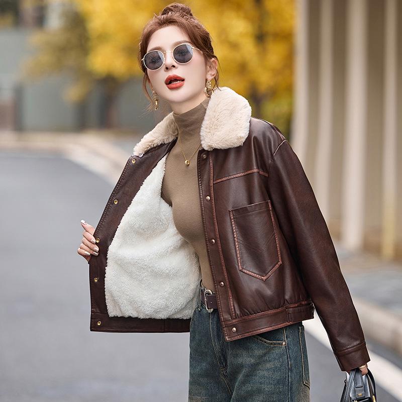Damen Retro Winter Lederjacke mit abnehmbarem Fellkragen und Fleecefutter