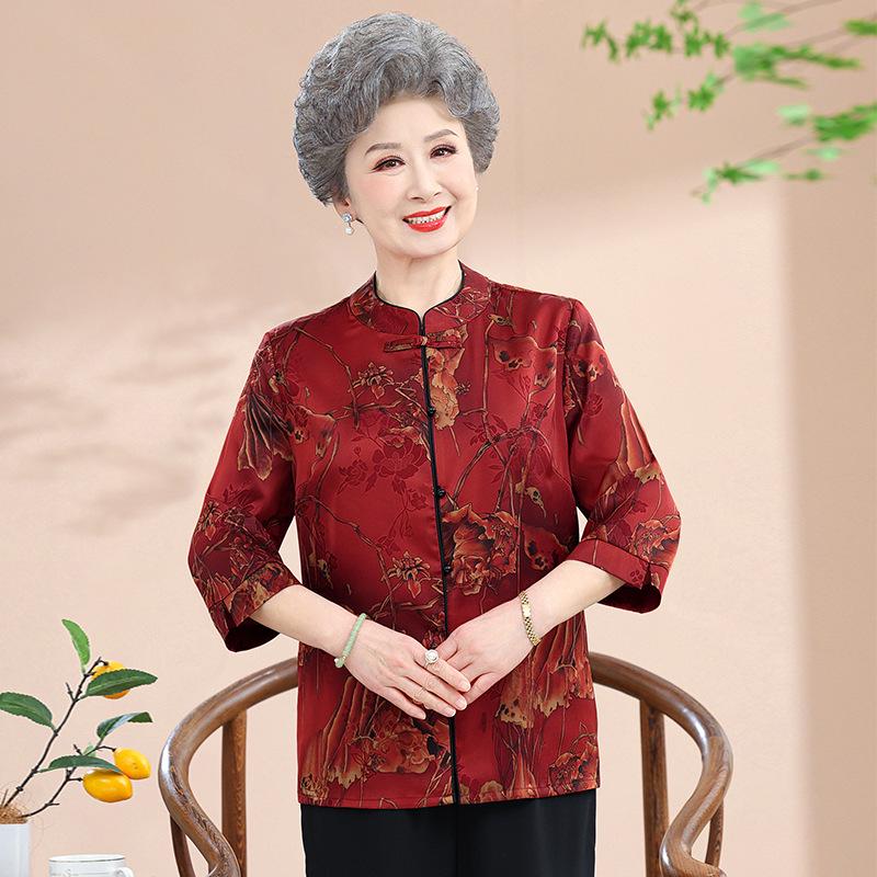 

Grandma s Summer Silk Seven-Sleeve Shirt - New Chinese Style for Middle-Aged & Elderly Women 5XL (150-165 jin) червоний