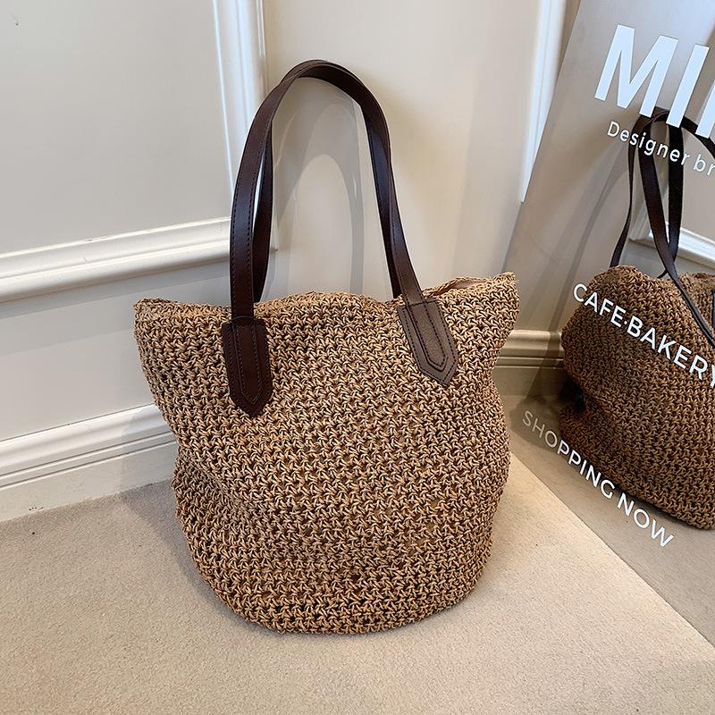 Sommer Strandtaschen für Damen Handgefertigte Rattan Gewebte Umhängetaschen Große Kapazität Strohtasche Bohemian Lässige Reise Handtasche Tragetaschen