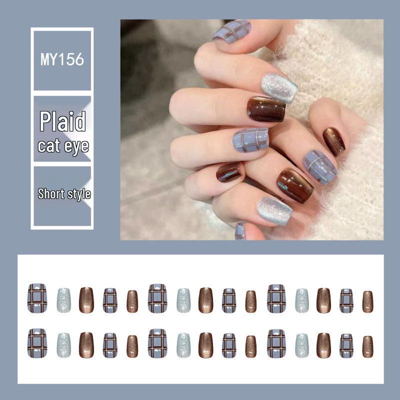 Chasing Light Cat's Eye Crystal Nails: Handmade, Detachable, Flash Diamond Design for Trendy, Stylish Looks.