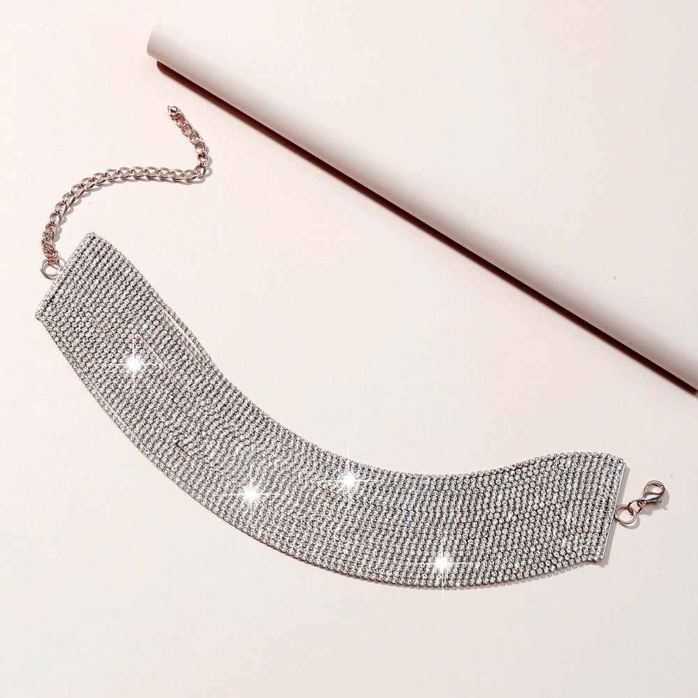 Mehrschichtige Strass-Halskette Luxuriöse Schlüsselbein-Kette Modische Kristall-Halskette für Damen