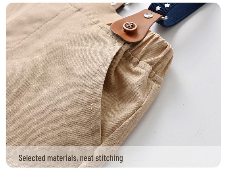 Completo estivo per ragazzi in stile britannico: Completo 3 Pezzi: Pantaloni a Spallina Sottile e Camicia a Maniche Corte