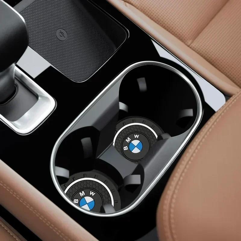 Neues 2025 Auto Für BMW 2 Stück Silikagel Auto-Getränkeuntersetzer Wasserbecher Anti-Rutsch-Pad Für BMW X1 X2 X3 X5 X4 X6 X7 G30 G20 G32 G11 G12 F40 F3