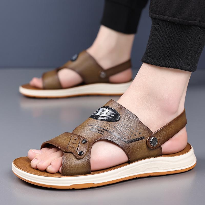 Sandals Men's Trendy New Wear-resistant High-end Men's Beach Shoes Soft-soled Soft-faced Men's Cool Slippers Broken Size Tail Season Clearance