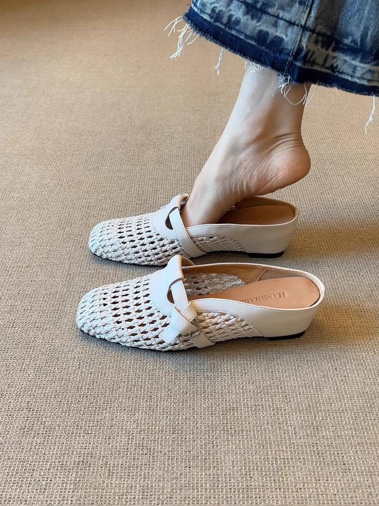 Soft leather version~ 2025 summer new vacation wind breathable woven wedge heel Mill shoes breathable bag head outer slippers