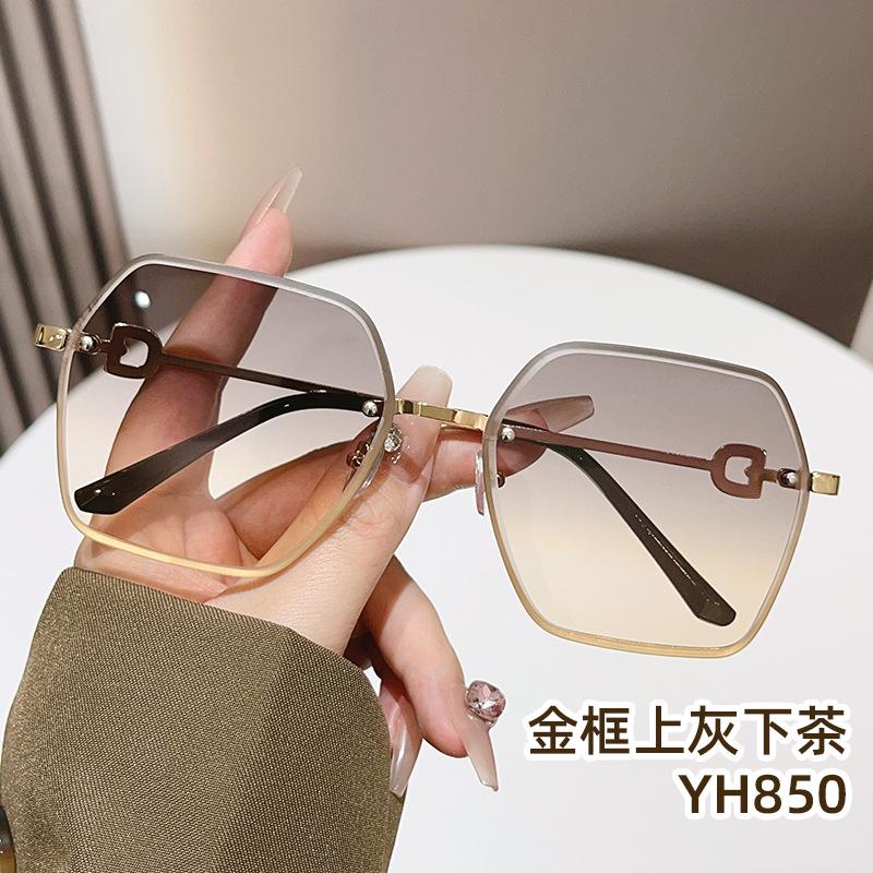 New retro GM cat eye sunglasses women's trendy small face fashionable feeling street sunglasses UV protection