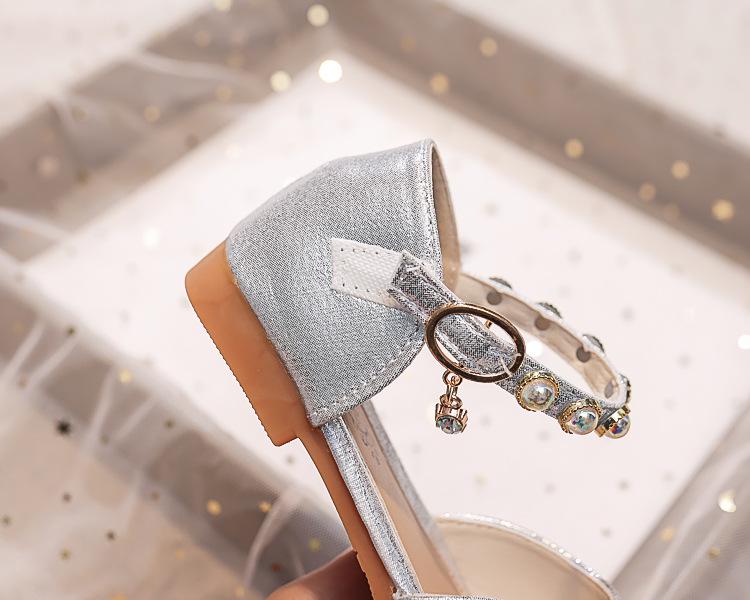 2026 Spring/Summer Rhinestone Bow Princess Shoes for Girls - Soft Sole Crystal Performance Footwear.