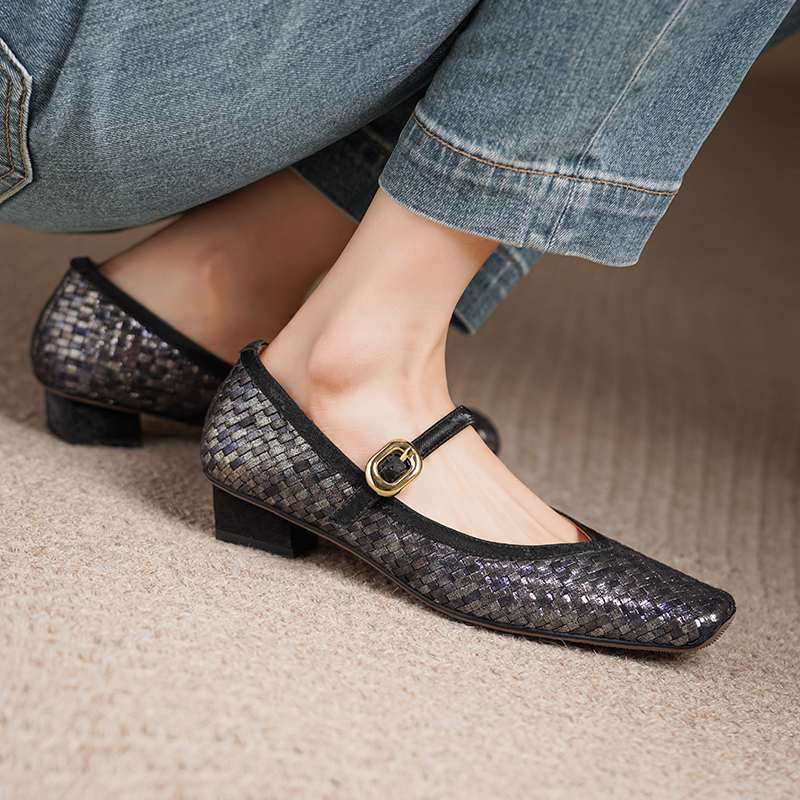 Krazing Pot Cow Skin Summer Spring Autumn Low Heels Women Square Toe Mary Janes Metal Buckle Shallow Pumps