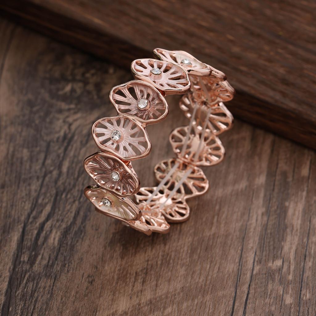 New oval petal splicing diamond bracelet, color painting oil women's high-end alloy elastic bracelet