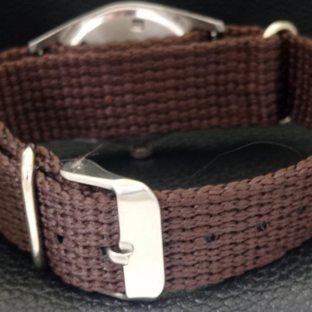 VINTAGE FAVRE LEUBA SEA KING 253 HAND-WINDING SWISS MENS CREAM WATCH A703013-1