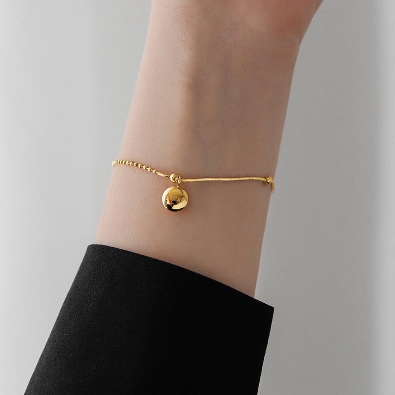 Niche Design Lucky Gold Bean Necklace with Round Bead Chain: European, American, and Korean Style with a Light Luxury Feel.